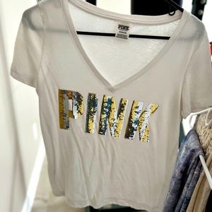VS white Tee shirt! Size small. Excellent condition. Smoke free home.